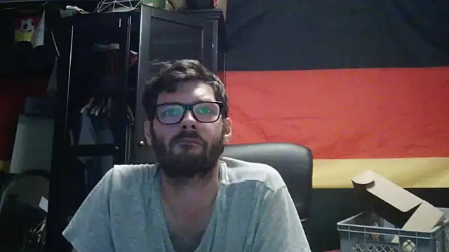 Snapshot of Die-geile-Sau chatting on 06-30-26, 08:20 Die-geile-Sau online show from 06-30-26, 08:20