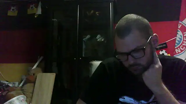 Die-geile-Sau online show from 11-02-25, 05:51