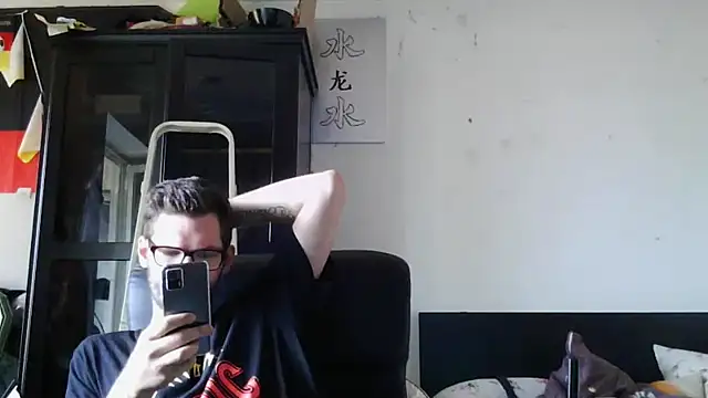 Die-geile-Sau online show from 05-30-26, 04:23