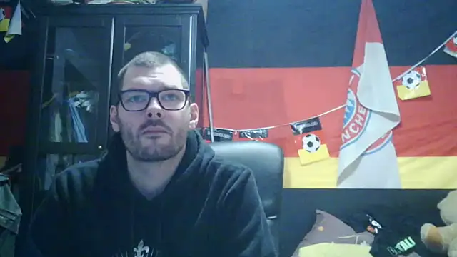 Die-geile-Sau online show from 01-14-26, 05:49