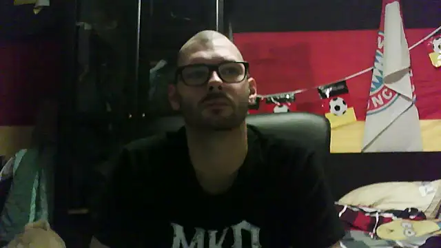 Die-geile-Sau online show from 11-28-25, 08:20