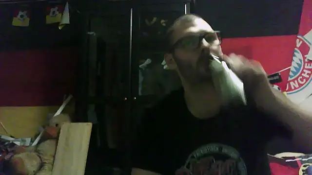 Die-geile-Sau online show from 11-03-25, 07:50