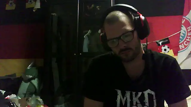 Die-geile-Sau online show from 09-08-25, 07:13