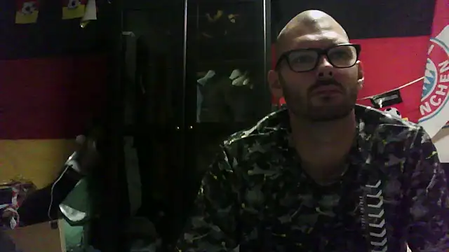 Die-geile-Sau online show from 09-22-25, 06:58