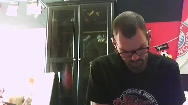 Die-geile-Sau online show from 10-16-25, 12:24