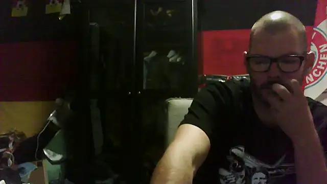 Die-geile-Sau online show from 09-24-25, 08:04