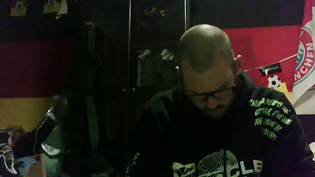 Die-geile-Sau online show from 09-25-25, 07:09