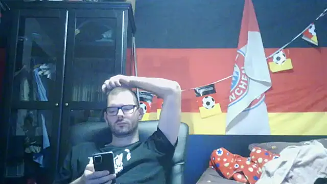 Die-geile-Sau online show from 01-13-26, 08:24