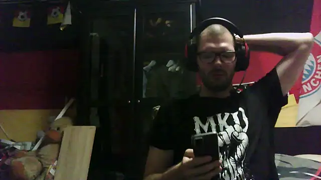 Die-geile-Sau online show from 10-31-25, 10:05