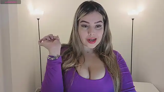 camiilaa1 online show from 01-11-26, 09:44