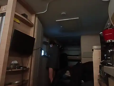 Ebinator666 online show from 12-17-25, 09:20