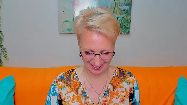 iamyourdream89 online show from 05-18-26, 09:03