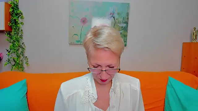 iamyourdream89 online show from 02-05-26, 02:02