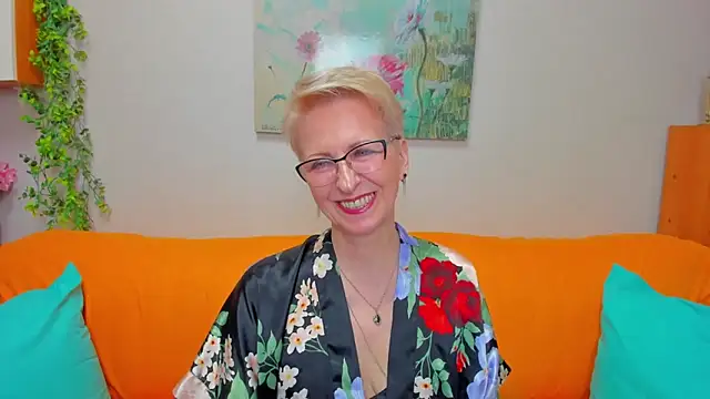 iamyourdream89 online show from 04-22-26, 02:13