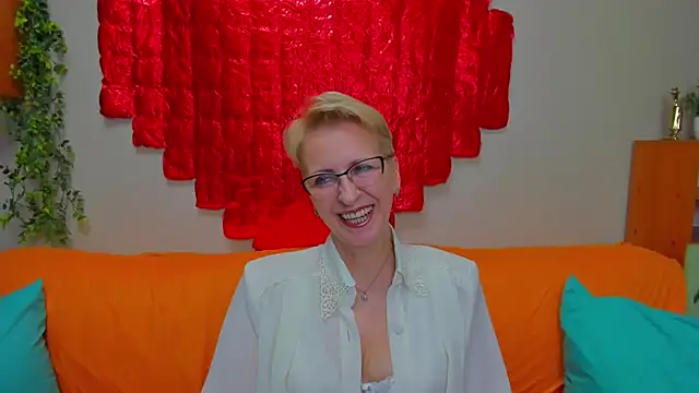 iamyourdream89 online show from 02-22-26, 05:25