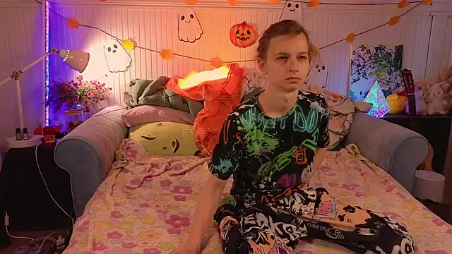 Frank Fraer online show from 11-08-25, 07:56