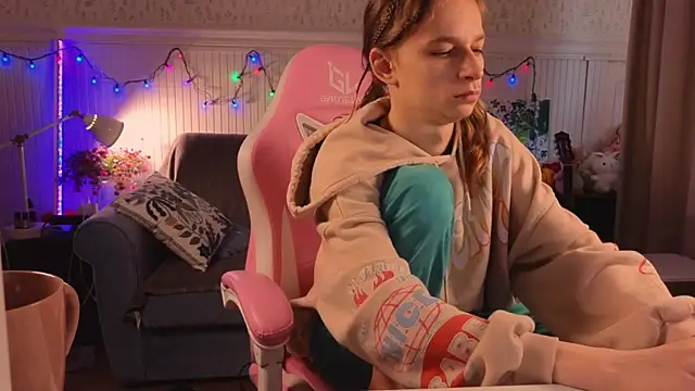 Frank Fraer online show from 11-21-25, 12:37