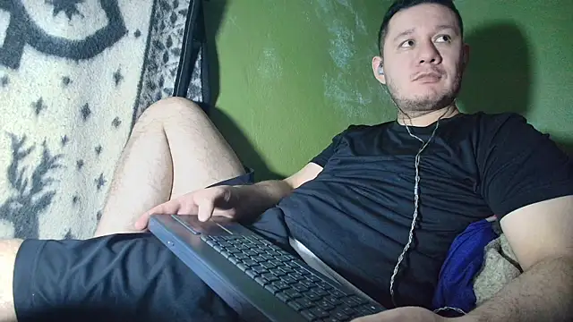 sweet cock28 online show from 10-22-25, 04:01