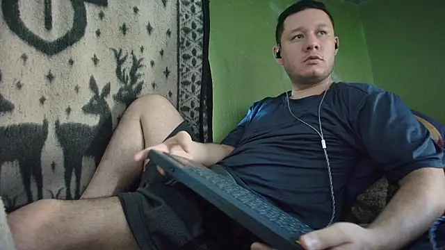 Snapshot of sweet_cock28 chatting on 04-30-26, 03:08 sweet cock28 online show from 04-30-26, 03:08