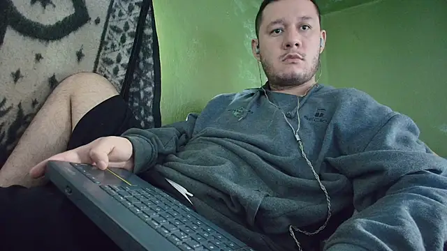 sweet cock28 online show from 10-18-25, 03:25