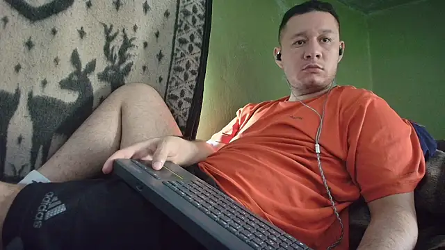 Snapshot of sweet_cock28 chatting on 05-07-26, 03:15 sweet cock28 online show from 05-07-26, 03:15