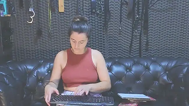 kimberly swan online show from 01-23-25, 06:24