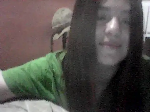 Snapshot of Oxitocina2000 chatting on 10-26-25, 11:16 Oxitocina2000 online show from 10-26-25, 11:16