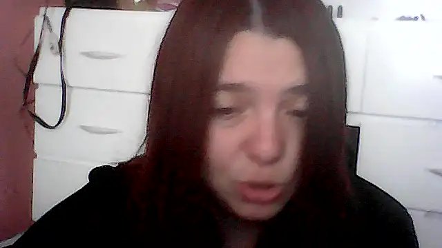 Snapshot of Oxitocina2000 chatting on 04-11-26, 05:27 Oxitocina2000 online show from 04-11-26, 05:27