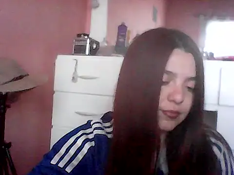 Snapshot of Oxitocina2000 chatting on 11-20-25, 07:58 Oxitocina2000 online show from 11-20-25, 07:58