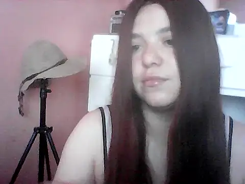 Snapshot of Oxitocina2000 chatting on 11-13-25, 09:08 Oxitocina2000 online show from 11-13-25, 09:08