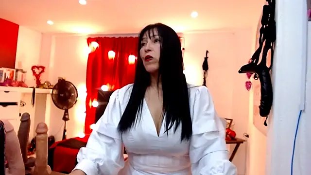 Sarah teiku online show from 03-12-26, 06:23