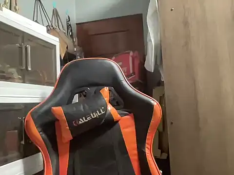 UrLove Marga online show from 10-29-25, 09:47