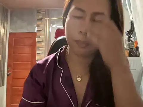 Snapshot of UrLove_Marga chatting on 06-13-26, 10:29 UrLove Marga online show from 06-13-26, 10:29