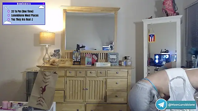 Snapshot of Lunobbione chatting on 03-01-26, 12:10 Lunobbione online show from 03-01-26, 12:10