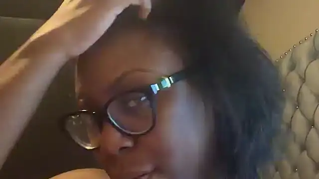 TrueeFantasee online show from 10-27-25, 05:58