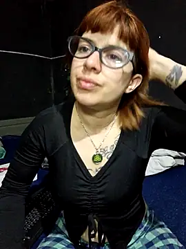 Snapshot of Carlafoxxx chatting on 09-18-25, 09:07 Carlafoxxx online show from 09-18-25, 09:07