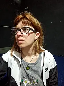 Snapshot of Carlafoxxx chatting on 09-24-25, 01:28 Carlafoxxx online show from 09-24-25, 01:28