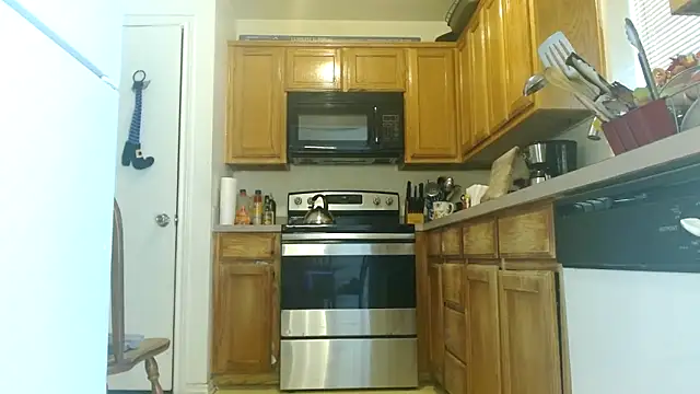 DiamondMonroeXo online show from 10-31-25, 04:36