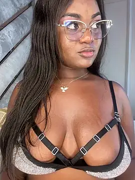 Noa Adams online show from 05-16-26, 10:36