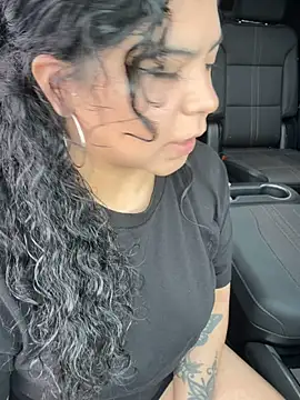 kimmiakiss22 online show from 04-15-26, 07:58