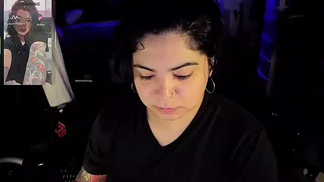 kimmiakiss22 online show from 05-11-26, 03:19