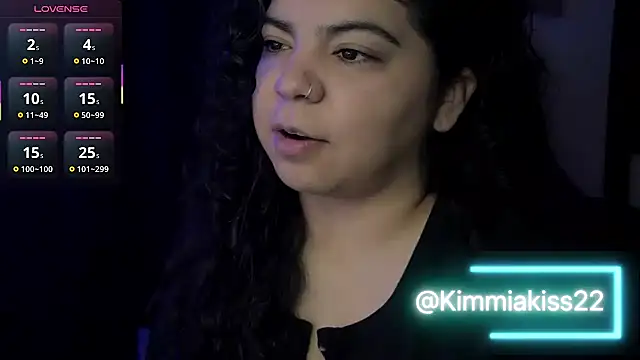 Snapshot of kimmiakiss22 chatting on 10-14-25, 06:08 kimmiakiss22 online show from 10-14-25, 06:08