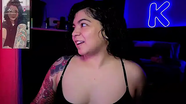kimmiakiss22 online show from 05-19-26, 12:15