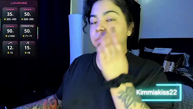 Snapshot of kimmiakiss22 chatting on 09-09-25, 04:16 kimmiakiss22 online show from 09-09-25, 04:16