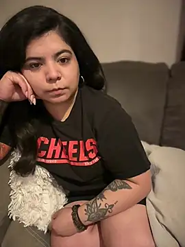 kimmiakiss22 online show from 06-18-26, 12:42