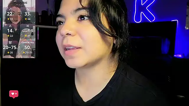 kimmiakiss22 online show from 06-01-26, 03:18