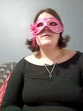 Lolabeluccia xh  online show from 02-06-26, 09:38