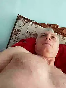 Snapshot of sexman181166 chatting on 03-05-25, 03:51 sexman181166 online show from 03-05-25, 03:51