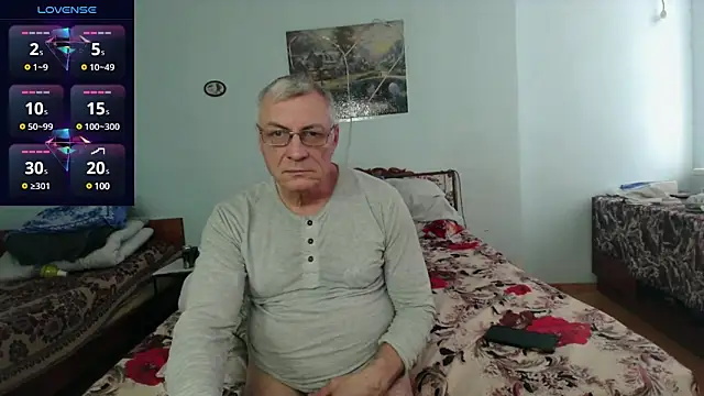 Snapshot of sexman181166 chatting on 02-14-25, 12:36 sexman181166 online show from 02-14-25, 12:36