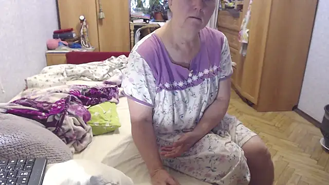 zarinafonliberman online show from 10-16-25, 05:49